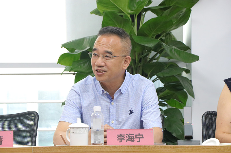 兩會連線丨李海寧： 強(qiáng)化技術(shù)研發(fā)，深耕產(chǎn)業(yè)謀發(fā)展